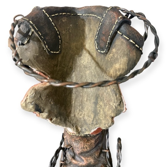 Handmade Wine Boot Holder Resin & Faux Fur Tabletop Decorative New H 9.5… - Picture 7 of 15